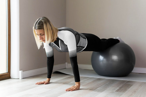 Travail de proprioception avec swiss-ball